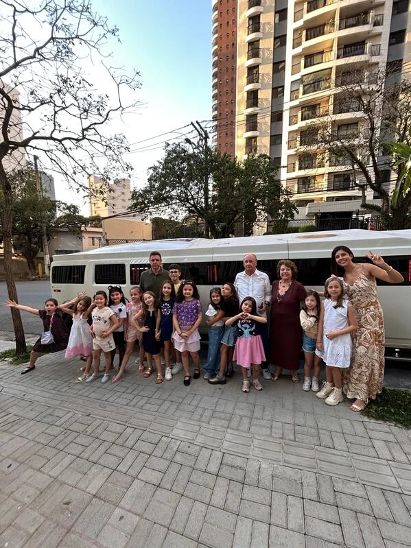 Aluguel de limousine para festa Aluguel de limousine para festa