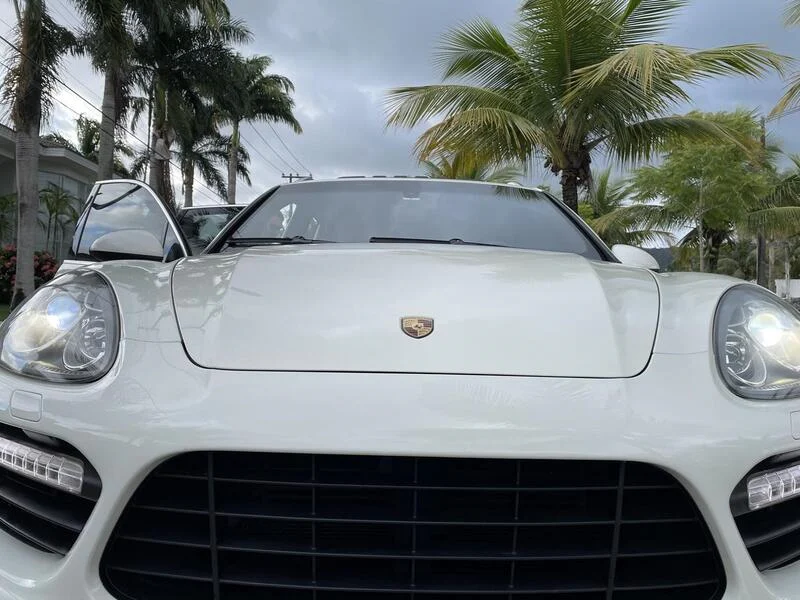 Carros de luxo para empresas Carros de luxo para empresas