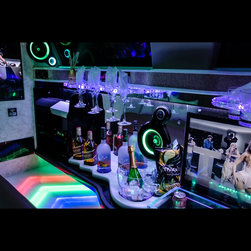 Locação de limousine com champagne Locação de limousine com champagne
