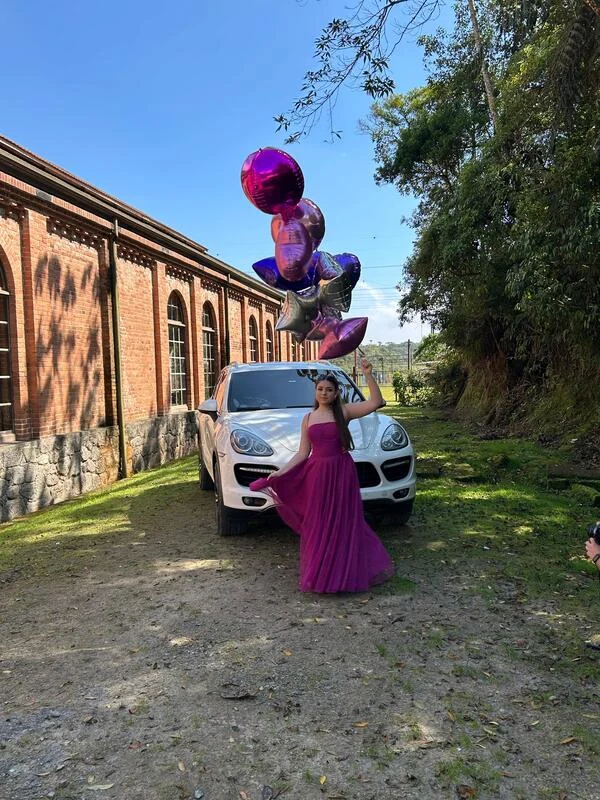 Locação de limousine para festas de 15 anos Locação de limousine para festas de 15 anos
