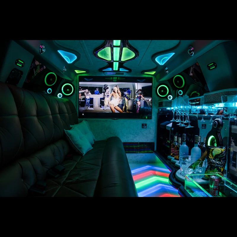 Locação de limousine com serviço de bar Locação de limousine com serviço de bar