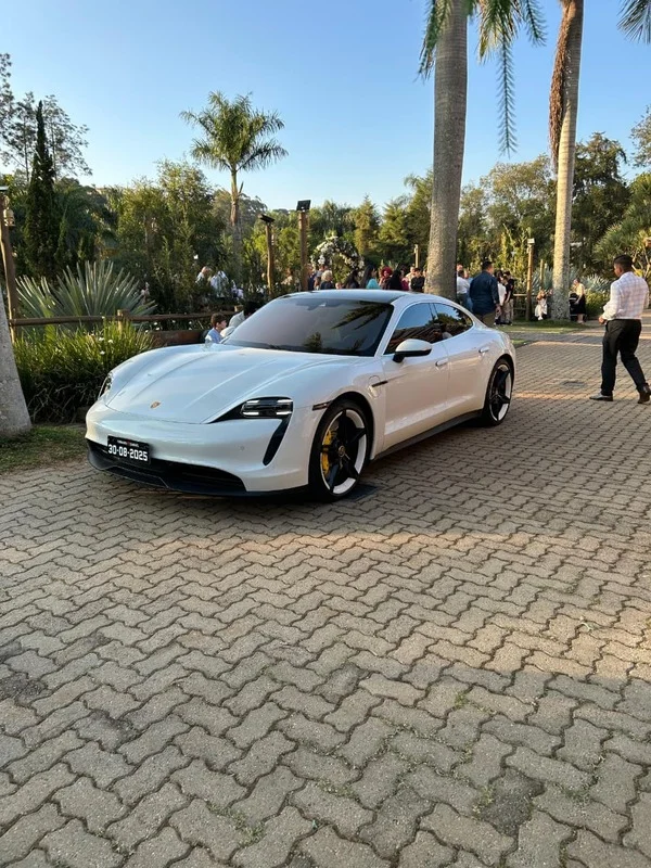 Transporte de carros de luxo em São Paulo Transporte de carros de luxo em São Paulo