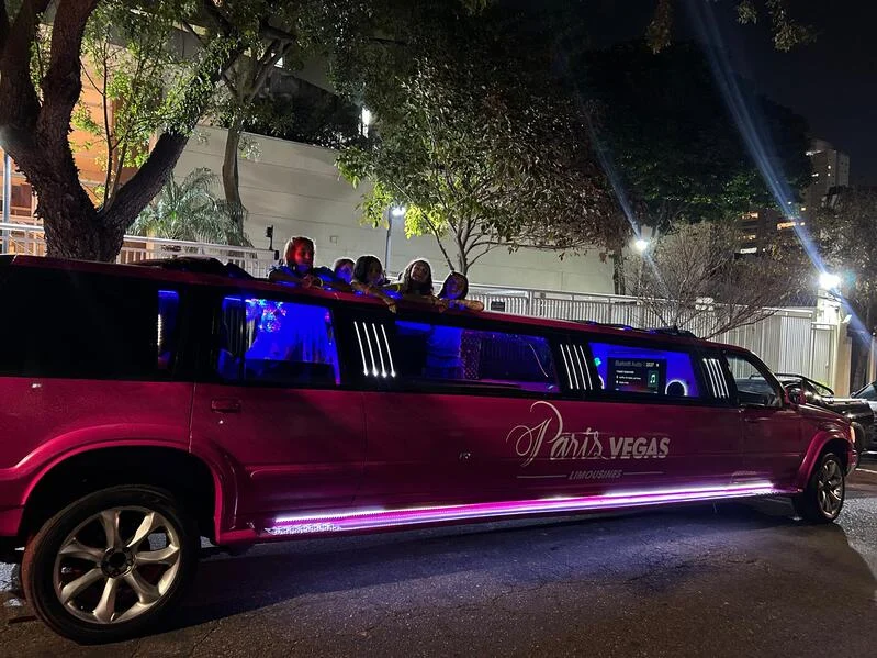 Transporte personalizado para festas Transporte personalizado para festas